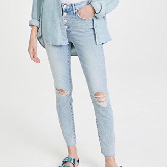 MOTHER WOMEN'S THE PIXIE ANKLE FRAY JEAN in Action Shot Size 28 - Picture 1 of 11